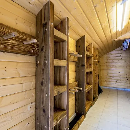 Superb Chalet With In Alpehytte